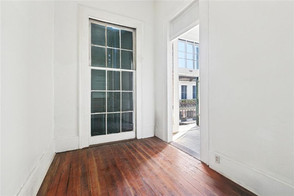 1131-37 BOURBON Street, New Orleans, LA 70116