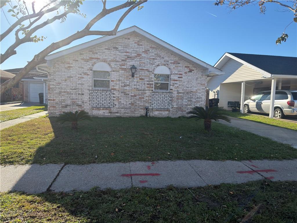 7042 YORKTOWN Drive, New Orleans, LA 70127