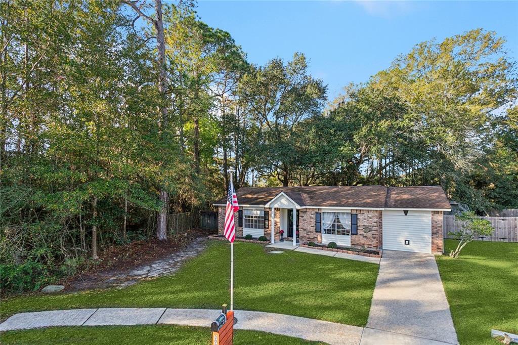 309 SUGAR TREE Court, Slidell, LA 70461