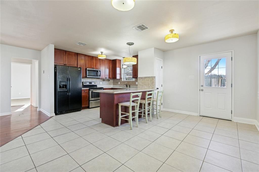 Homes for sale in Chalmette, LA | 3408 Lyndell Dr, Chalmette, LA 70043 | MLS# NO2535962