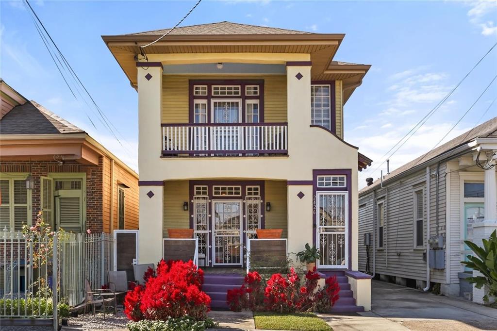 2424 VALENCE Street, New Orleans, LA 70115