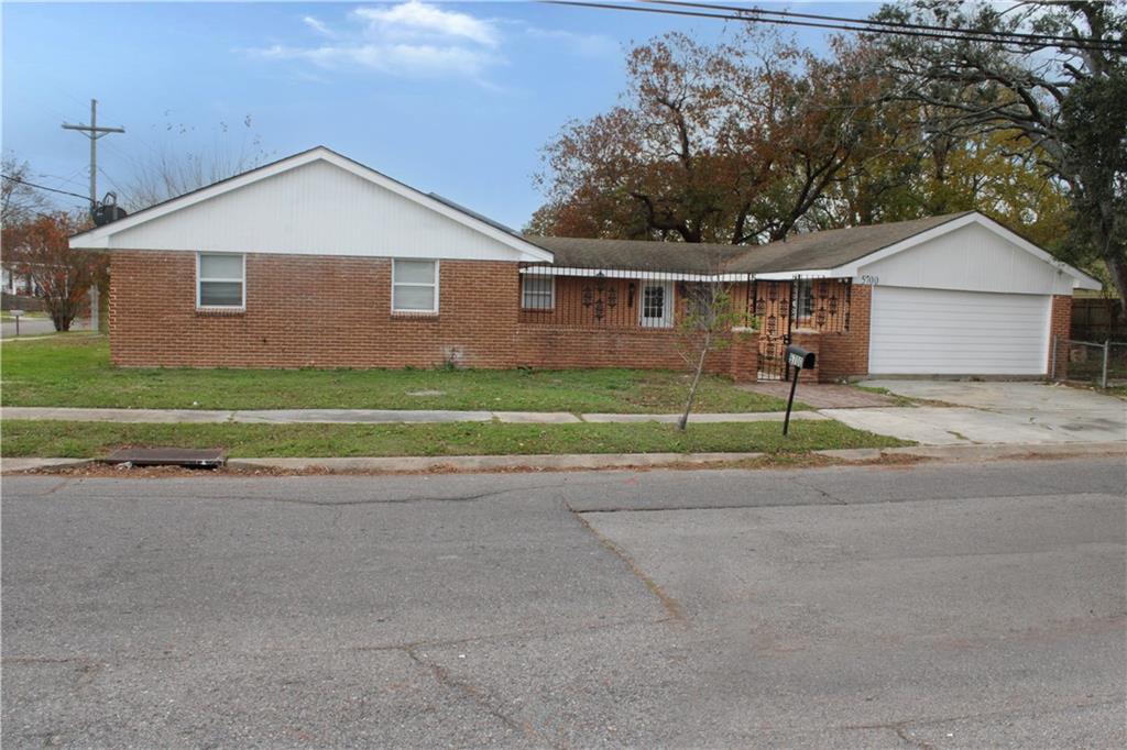 5700 CAMPUS Boulevard, New Orleans, LA 70126