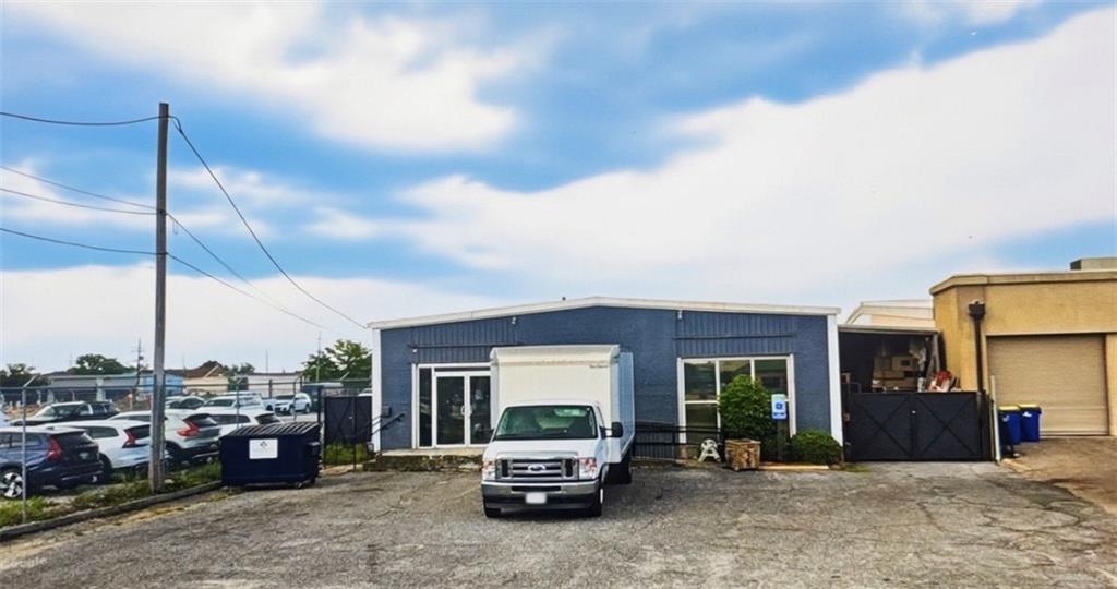 2630 EDENBORN Avenue, Metairie, LA 70002