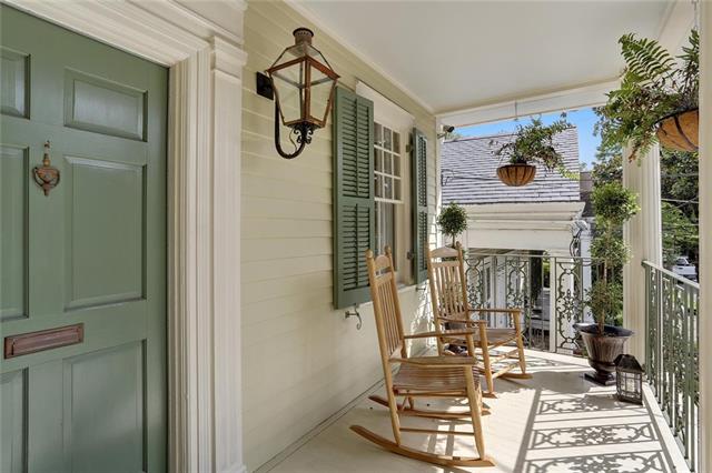 332 WALNUT Street, New Orleans, LA 70118