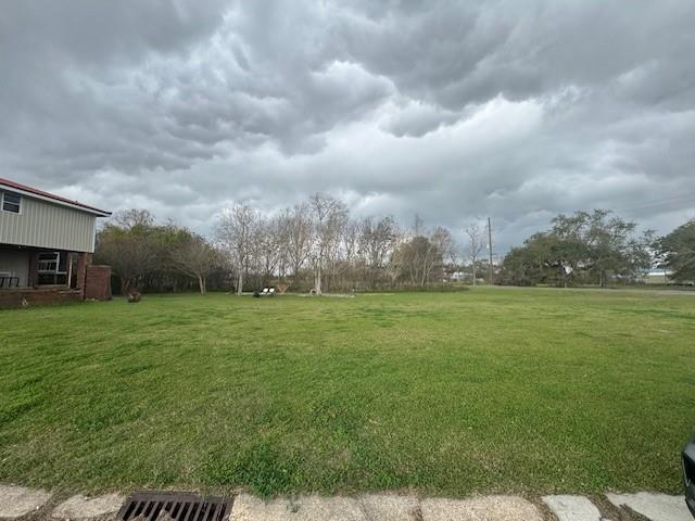 114 W SHACKELFORD Drive, Buras, LA 70041