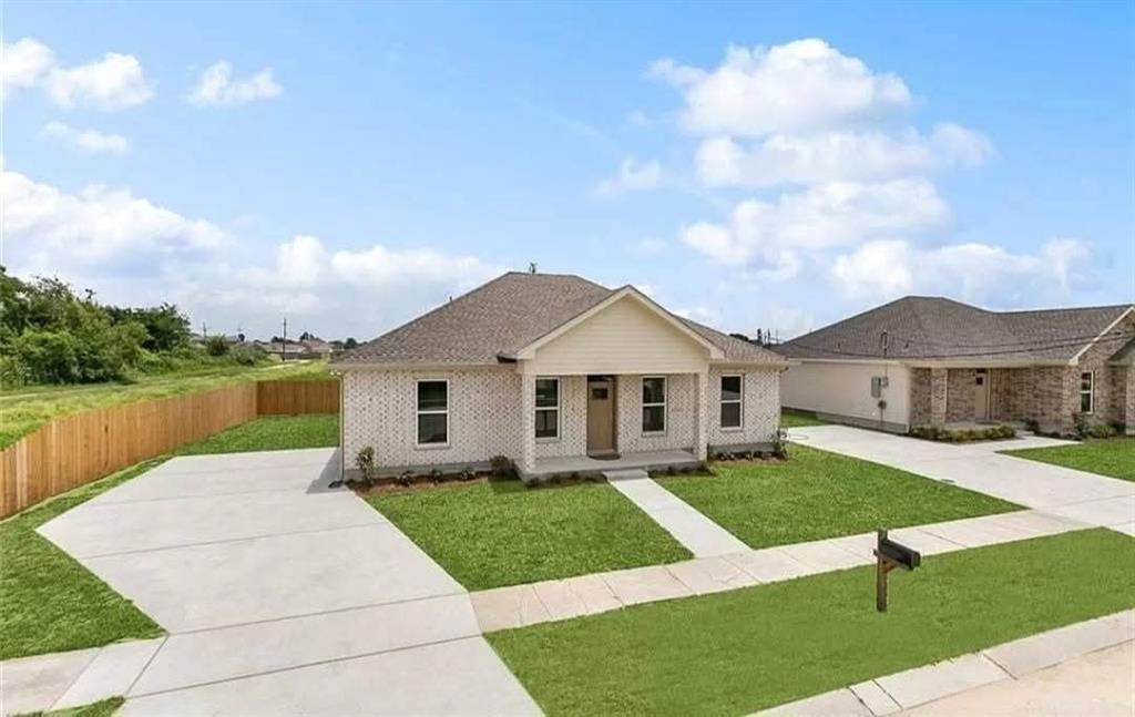 2813 BARTOLO Street, Meraux, LA 70075