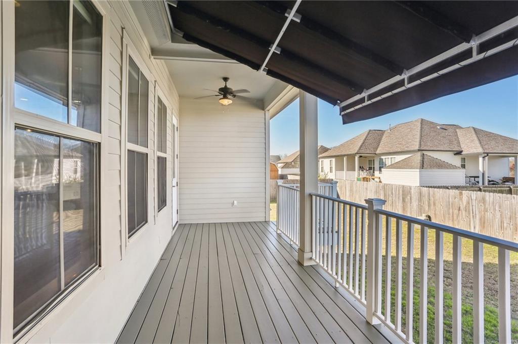 3828 DOMINIQUE Drive, Chalmette, LA 70043