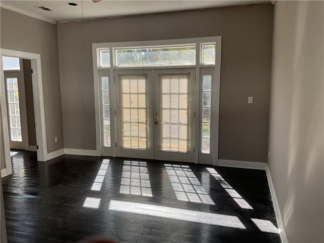 6122 ANNUNCIATION Street, New Orleans, LA 70118