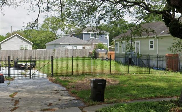 4527 PARIS Avenue, New Orleans, LA 70122