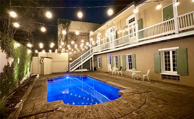 618 DAUPHINE Street, New Orleans, LA 70112