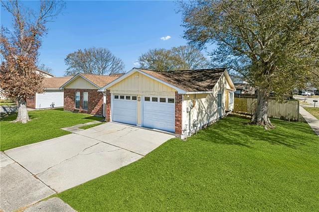 1053 FAIRFAX Drive, Terrytown, LA 70056