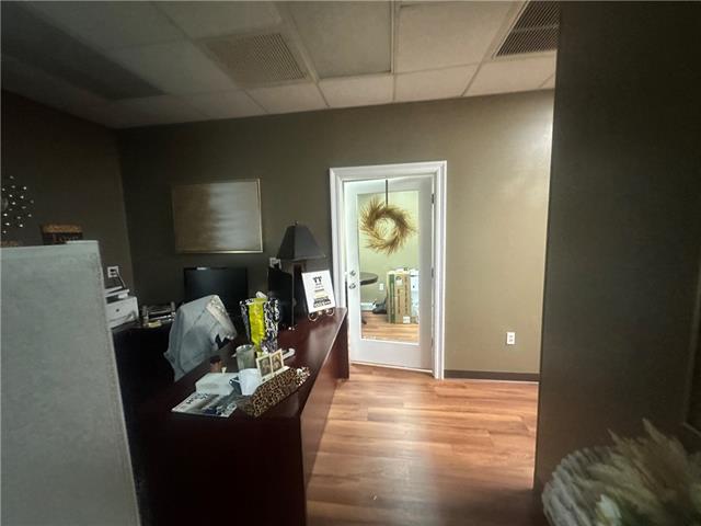 Photo 8