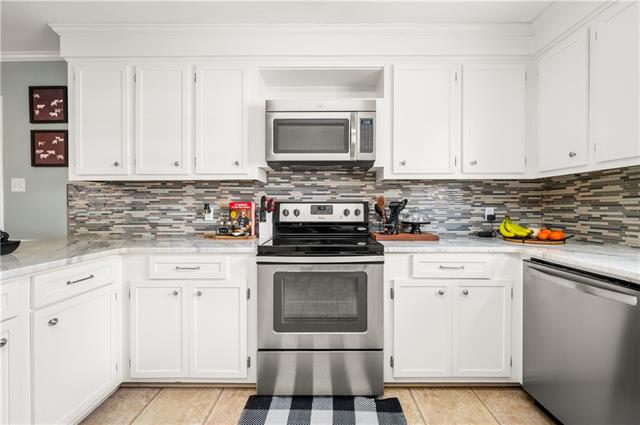 305 LAKE RIDGE Trail, Pineville, LA 71360