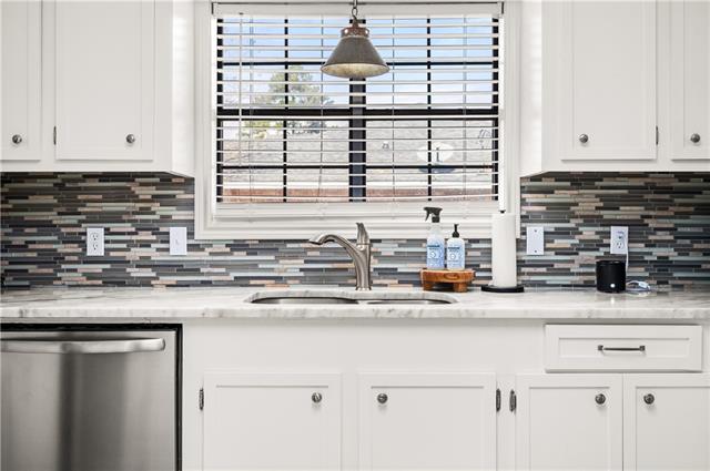 305 LAKE RIDGE Trail, Pineville, LA 71360