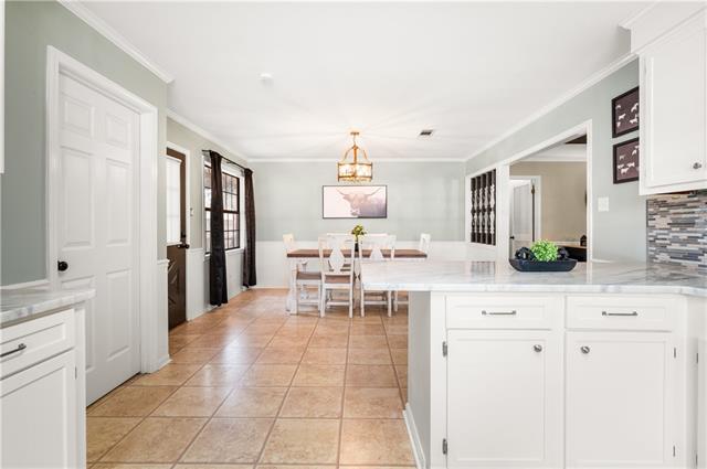 305 LAKE RIDGE Trail, Pineville, LA 71360