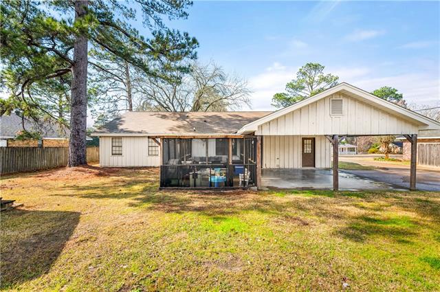 305 LAKE RIDGE Trail, Pineville, LA 71360