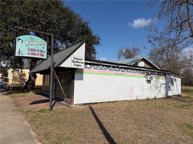 2011 LEGLISE Street, Mansura, LA 71350