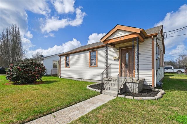 2420 FENELON Street, Chalmette, LA 70043