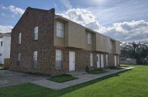 64 CARRIAGE Lane, Destrehan, LA 70047