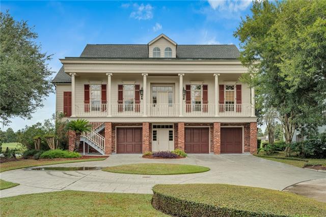 7 GOLF VILLA Drive, New Orleans, LA 70131