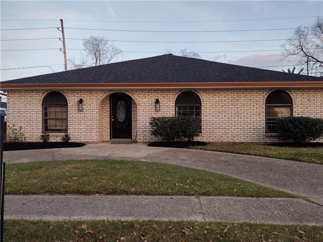 1620 CAMBRIDGE Drive, Laplace, LA 70068