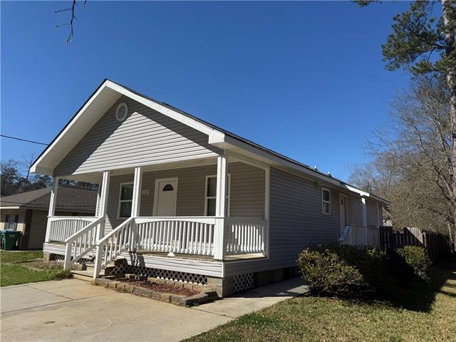 112 CAROLINE Drive, Hammond, LA 70401