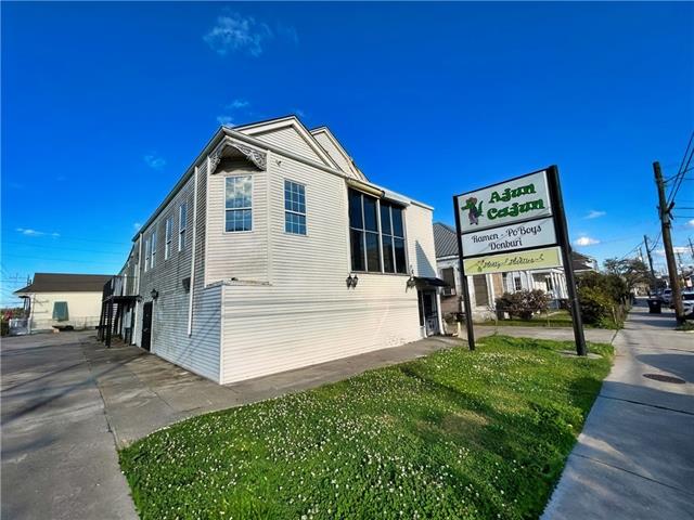 8433 OAK Street, New Orleans, LA 70118