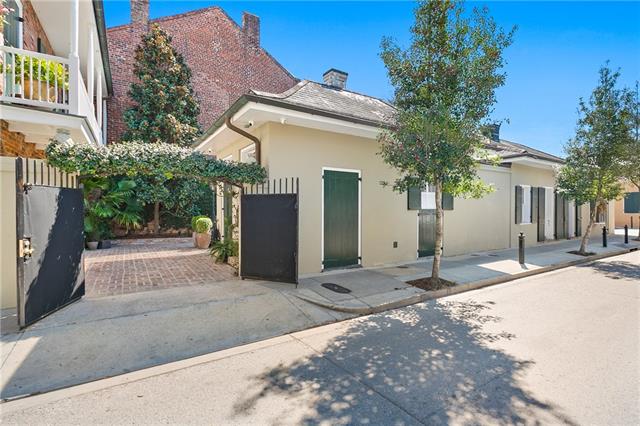 1200 DAUPHINE Street, New Orleans, LA 70116