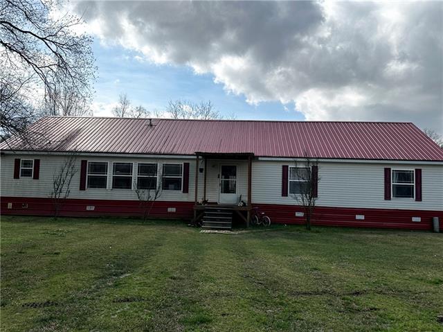 818 LAKE PEARL Road, Hessmer, LA 71341