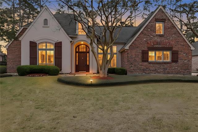 36 WOODSTONE Drive, Mandeville, LA 70448