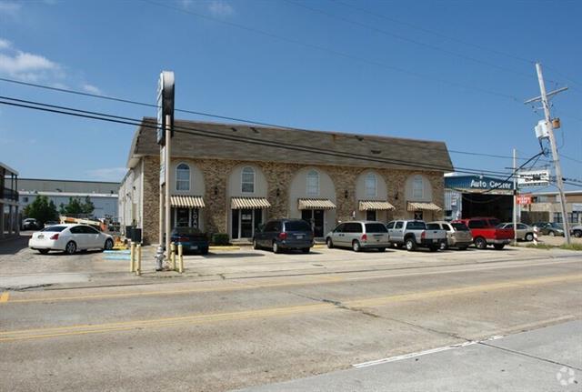 3108 CLEARY Avenue, 201, Metairie, LA 70002
