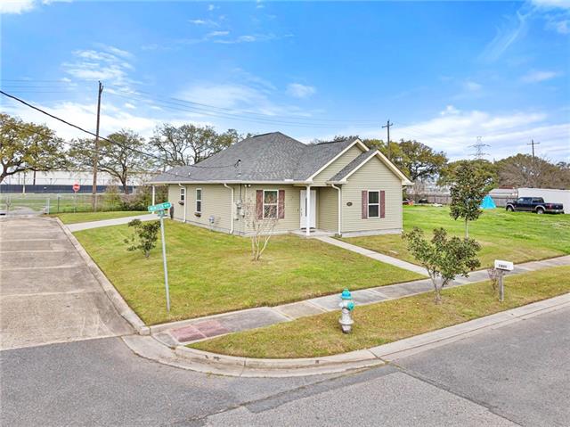 2400 MUNSTER Boulevard, Meraux, LA 70075