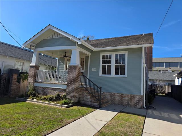 2724 CALHOUN Street, New Orleans, LA 70118