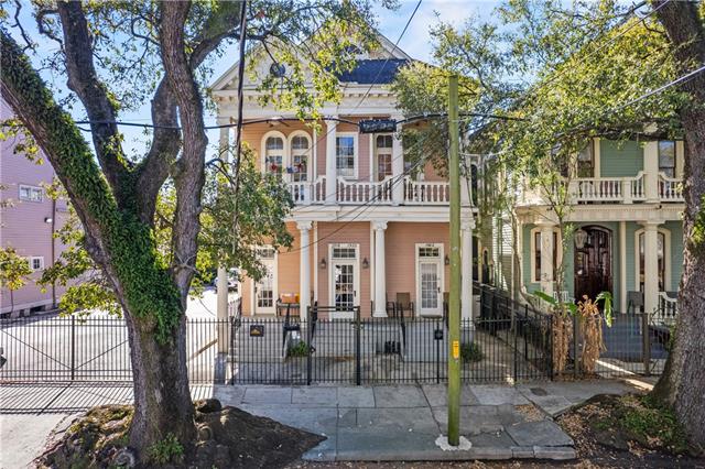 1916 PRYTANIA Street, A, New Orleans, LA 70130