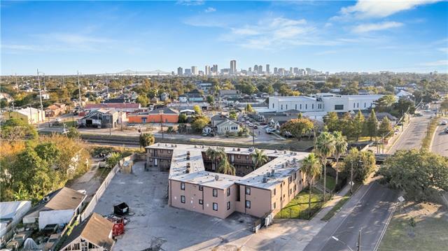 2300 N BROAD Street, New Orleans, LA 70122
