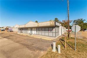 1300 W W THOMAS Street, Hammond, LA 70401