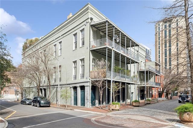 225 GIROD Street, 202, New Orleans, LA 70130
