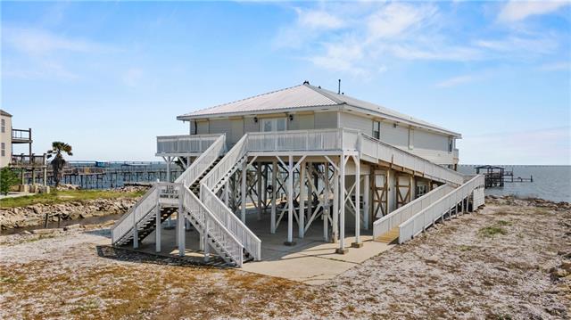 125 LAKEVIEW Drive, Slidell, LA 70458