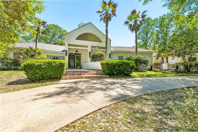 42 MISTLETOE Drive, Covington, LA 70433