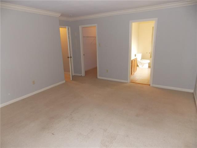 536 FALL RIVER Drive, Baton Rouge, LA 70815