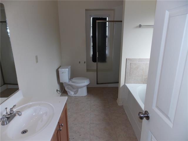 536 FALL RIVER Drive, Baton Rouge, LA 70815