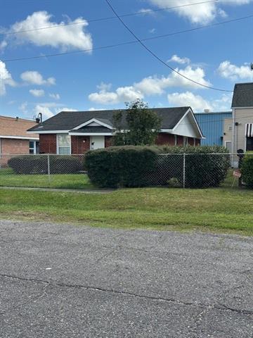 507 FATS DOMINO Avenue, New Orleans, LA 70117