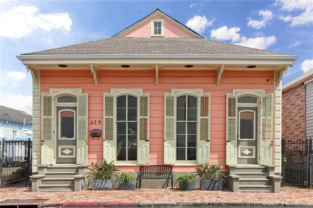 619 MONTEGUT Street, New Orleans, LA 70117