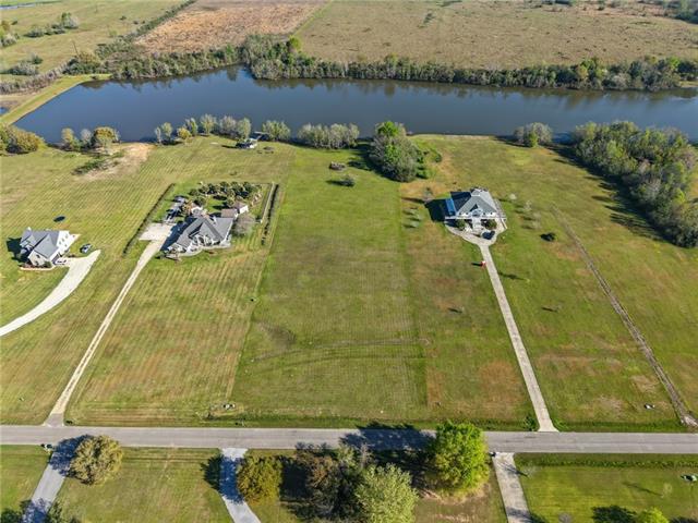 210 HIGHLAND CREST DRIVE, Covington, LA 70435