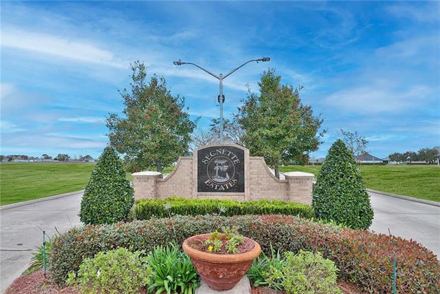 172 MALLARD Drive, Westwego, LA 70094