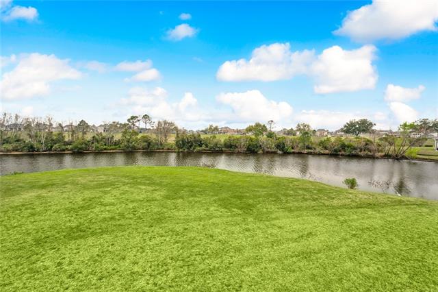 222 E AUGUSTA Lane, Slidell, LA 70458