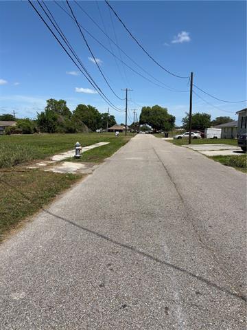 2301 WALKERS Lane, Meraux, LA 70075