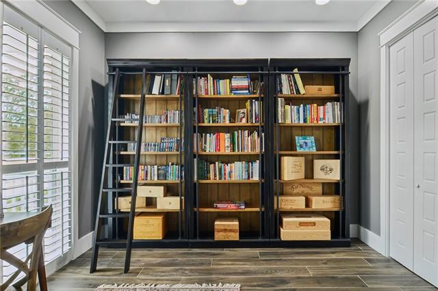Photo 18