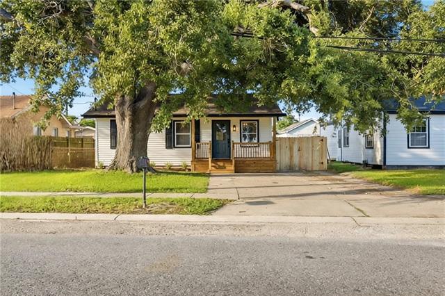 7223 FRISCOVILLE Avenue, Arabi, LA 70032