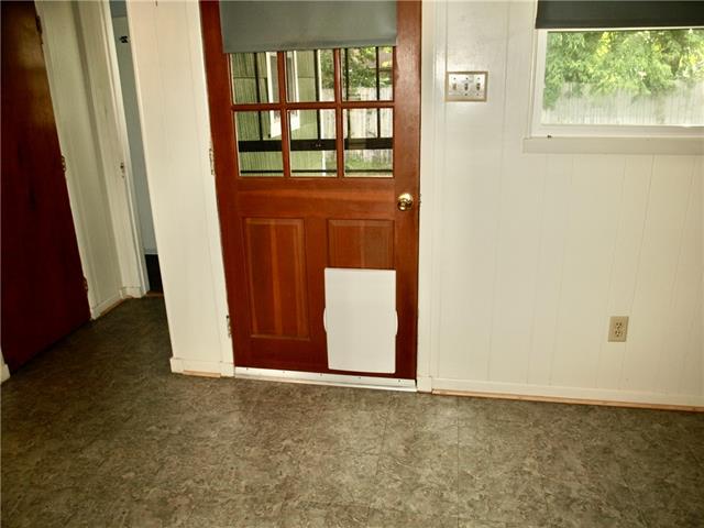 Photo 33